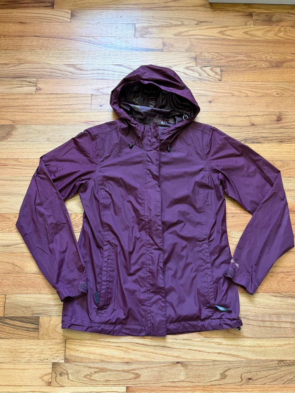 Boulder Gear Women’s Lightweight Hooded Windbreaker